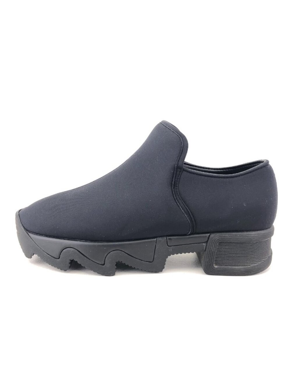 iRi WES Black Low Top Sneakers 8